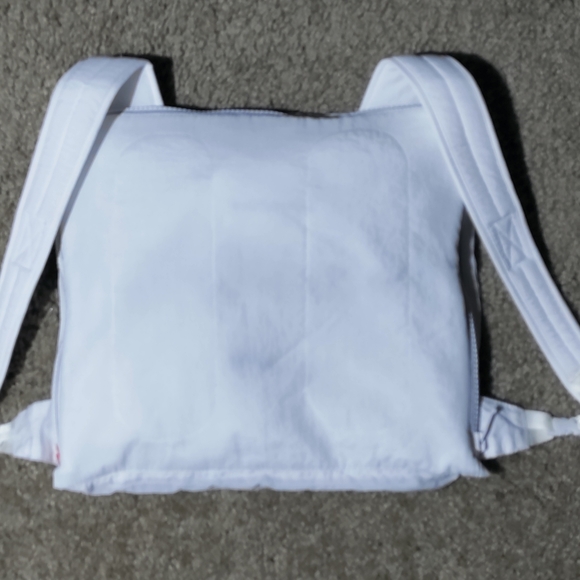 Nike Tech Boys (big kids) Backpack-it Packable Jacket - Picture 5 of 5